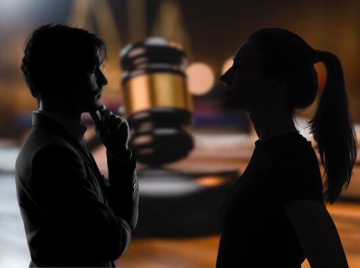 tribunale causa - mashup - RomagnaWebTv